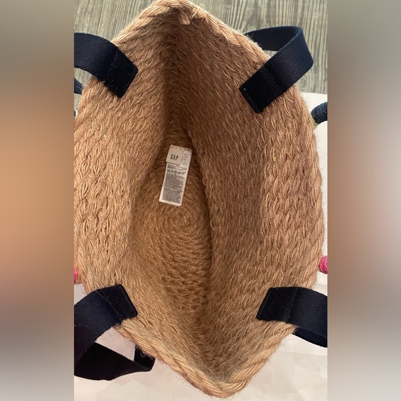 GAP Jute tote bag/crossbody with colorful O-ring top handles and canvas strap. - Picture 6 of 14